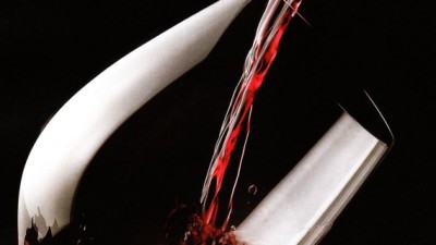vino-rosso-fa-bene-alla-salute-660x320
